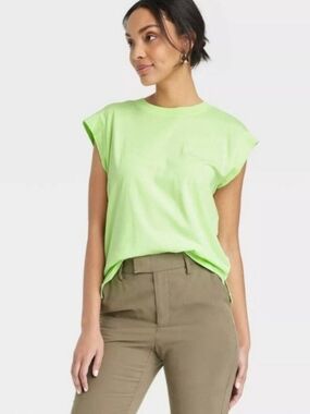 a new day Sleeveless Crewneck Tank in Bright Lime